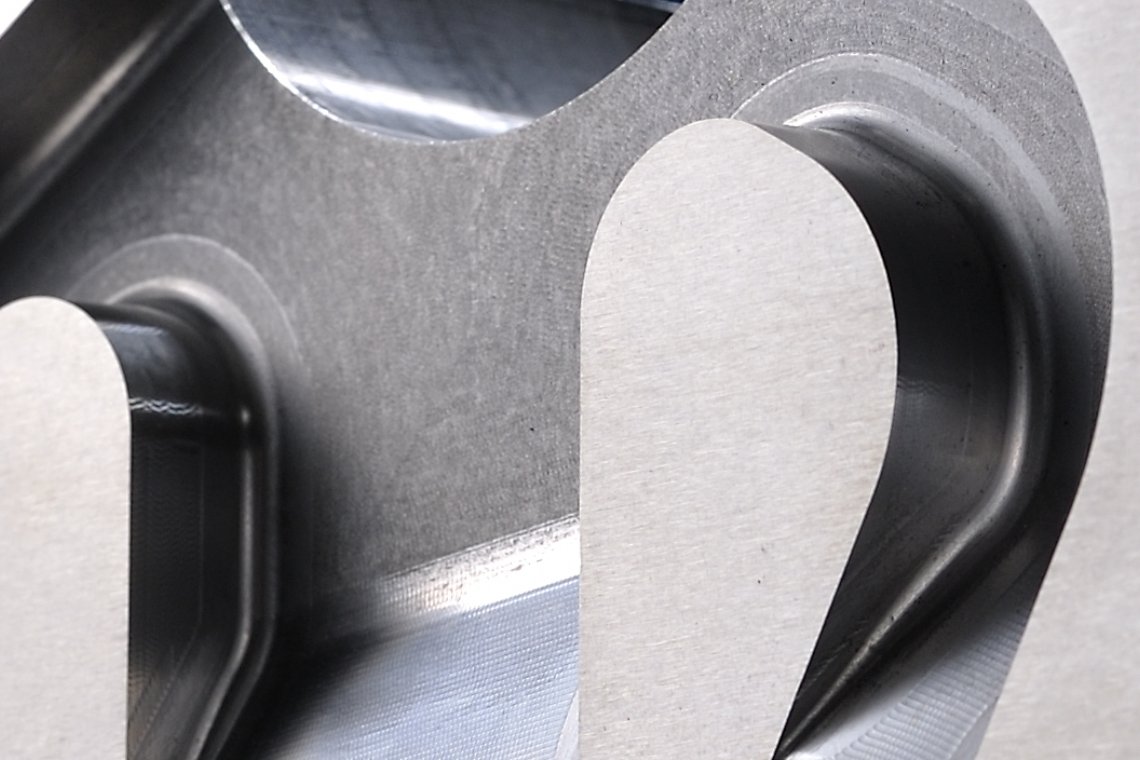 DAC-X, Steel for Die-casing Molds with Excellent High-temperature Strength and Toughness