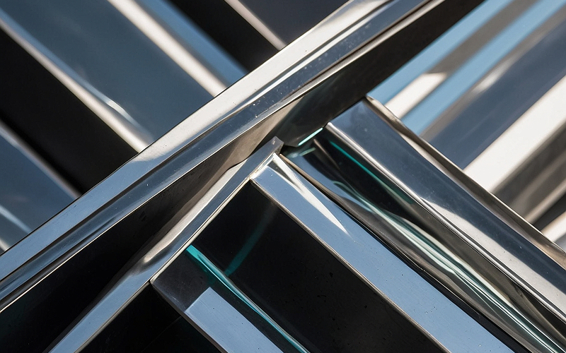 Close-up-of-high-quality-specialty-steel-metal-components